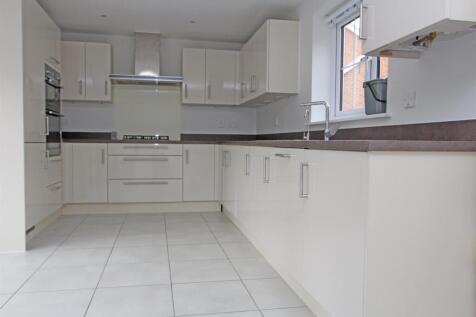 Tadworth photo 3