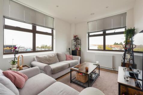 Oystergate Apartments, Wraik Hill