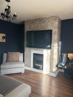 Living Room.jpg