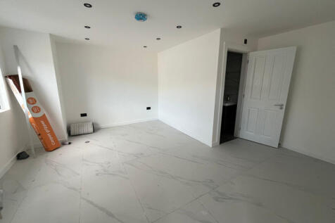 Rotherby Avenue photo 4