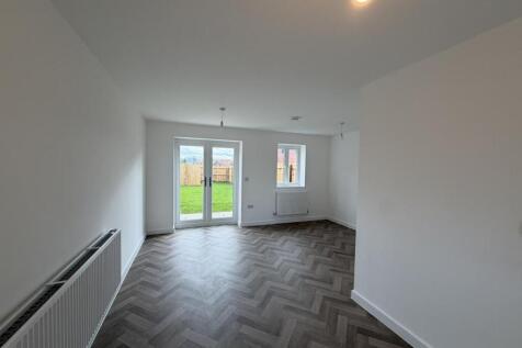30 Bechstein Close, Hinckley  photo 4
