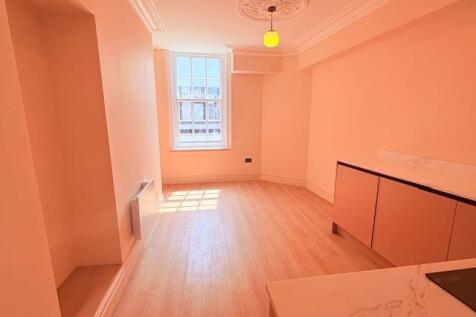 flat2thevaults13.jpg