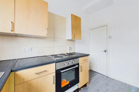 Gorsefield Road , Birkenhead  photo 5