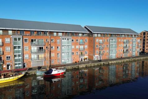 Gloucester, GL1 - property photo