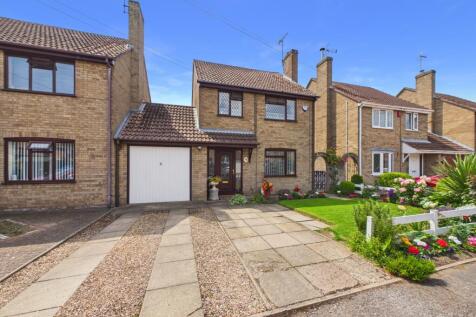 EweMove - Spalding -  Culpins Close - Driveway
