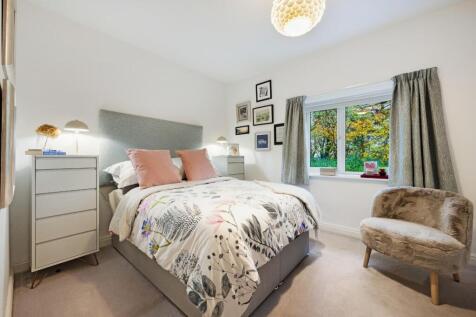 3 The Old Vicarage HDR-2.jpg