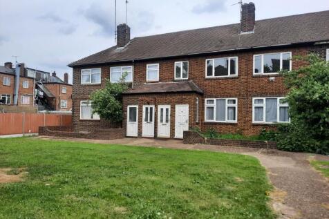 Charming brick property with a spacious front l...