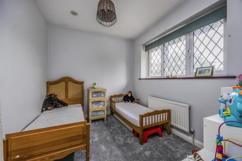 1 Conifer Drive, Hambrook-PorticoMarketing-Nexa-1.