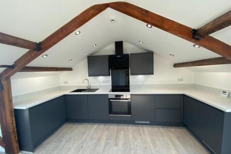 Bridge House Apartment 5, Calder Road, Mirfield photo 2