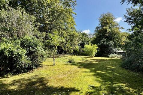 Rear Garden Treoda.jpeg