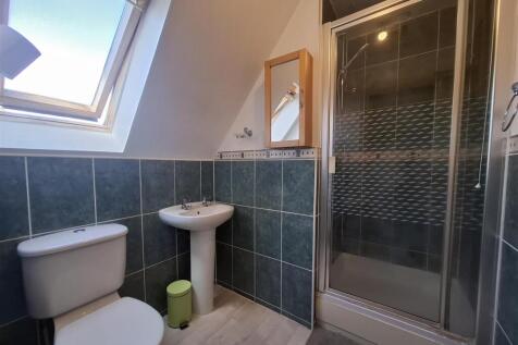 A Room in Foxley Place, Loughton, Milton Keynes photo 4