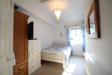 Church Lane, Esholt, Shipley, West Yorkshire, UK, BD17 photo 4