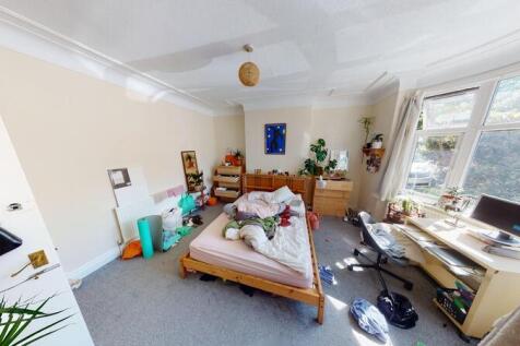 Becketts Park Drive, Headingley, Leeds photo 3