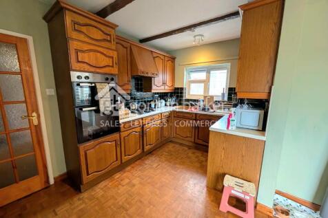 Churchill Road, Poole, Dorset, BH12 photo 5