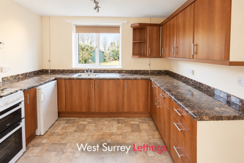 South Road, Bisley, GU24 9ET  photo 3