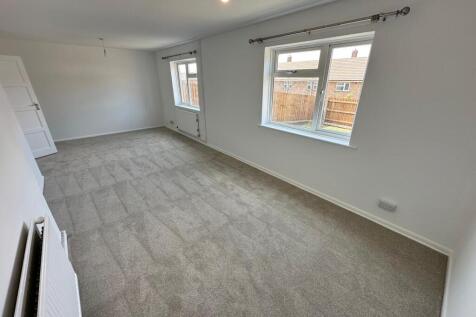Choulston Close, Netheravon, SP4 photo 2