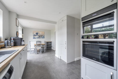 1360096-17-68dfc9...