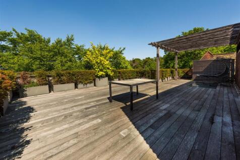 D0354 5 maple ct the bishops roofTerr1.jpg
