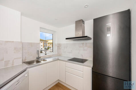 The Strand, Hamil...