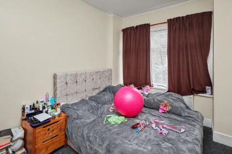 38 St Olaves Road, East Ham, London E6 2PA