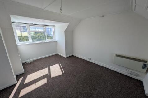 St. Clare Flats, Penzance photo 3