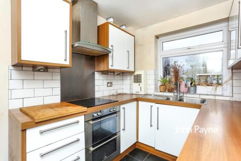 e4256d3a-b3ce-f01...