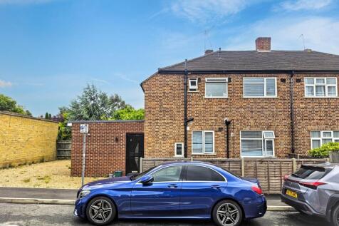 4 Press Road, Uxbridge, UB8 1AT
