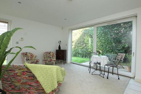 262 Wimborne Road, Oakdale , Poole, BH15 photo 3
