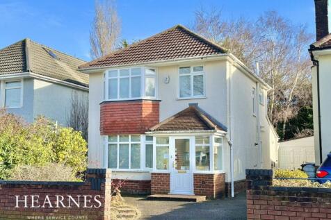 Poole, BH15 - property photo