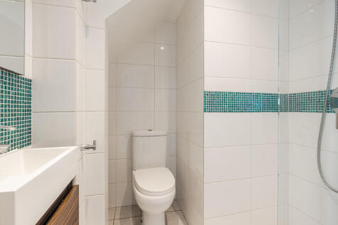 A21 - 3 Church St...