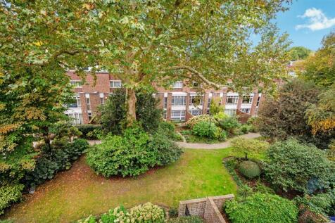 Communal gardens