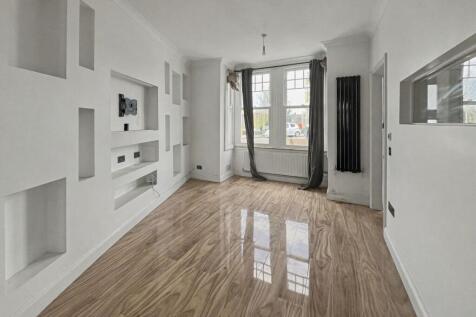 169 Gleneagle Road, Streatham, London, SW16 6AZ