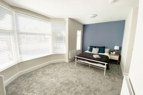 Ensuite Bedroom 3