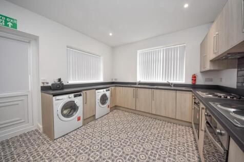 Springfield Road, Springfield, Wigan, WN6 7AT photo 4