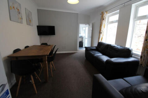 Monthermer Road Cardiff photo 4