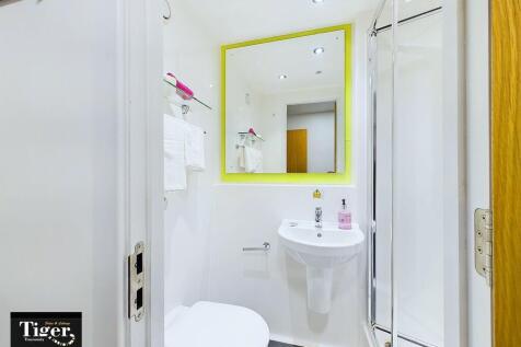 CAM03440G0-PR0215...