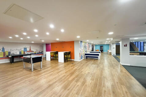 NEWBANKHOUSE1IMG_6660_edited.jpg