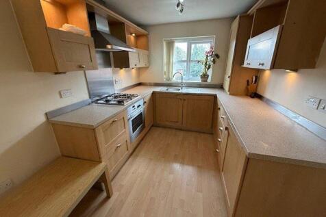 12-67A Greenwood Rd, Benchill, M22 8NB photo 4