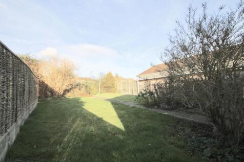 Mullins Close, WELLS, Somerset photo 4