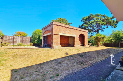 Outbuilding