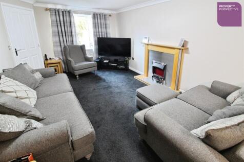Lounge Dining