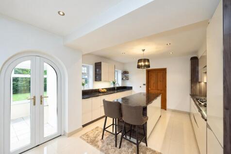 05-Kitchen-2.jpg