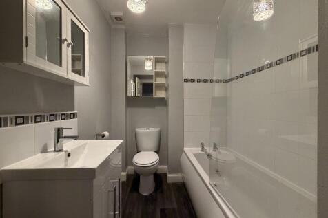 Flat B, Gillies Street, Troon, South Ayrshire photo 4