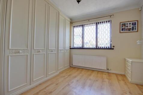 Conifer Close (17).jpg