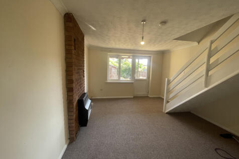 Brightwell Close, Felixstowe, IP11 2YJ photo 5