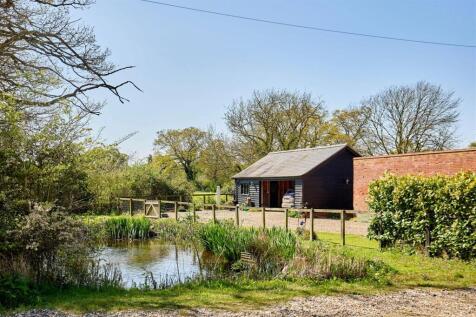Goldings Farm House East 1.jpg