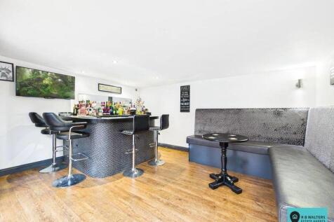 Garden Bar 