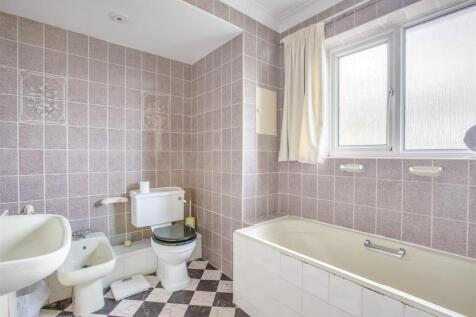 63 Marlow Road, HP11 1TG-7.jpg