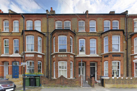 property in Sandmere Road, 
Clapham, SW4