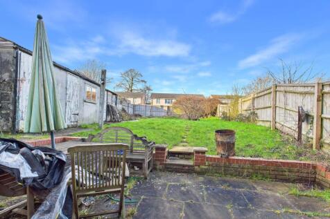 CAM01338G0-PR0164-STILL007